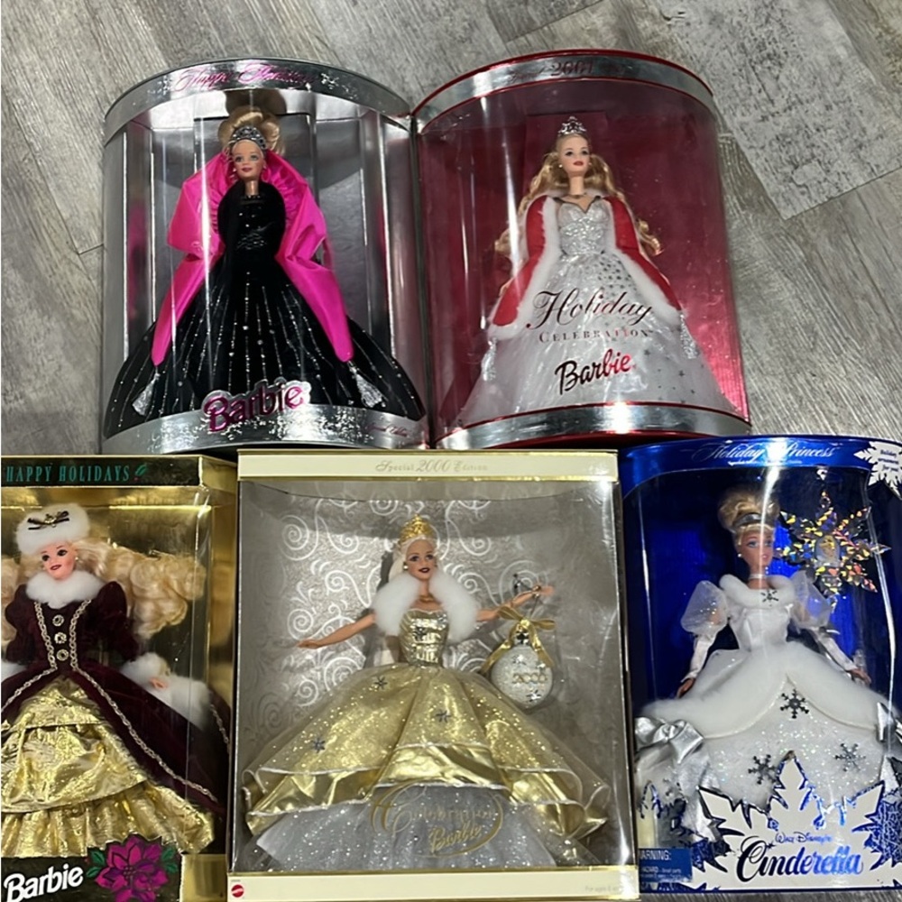 Barbie Collector Dolls holiday collection‎ celebration